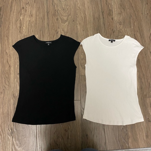 2 dynamite tops - Picture 1 of 6